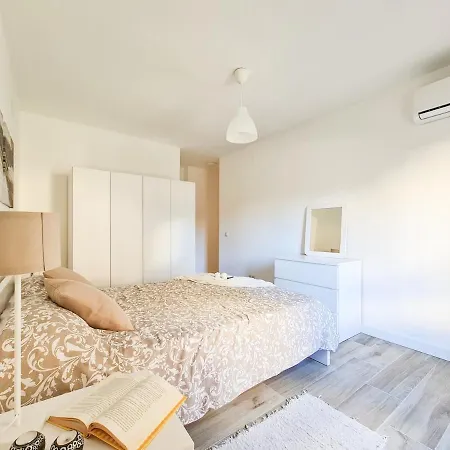 Torrequebrada Excelente Piso Frente Al Mar *